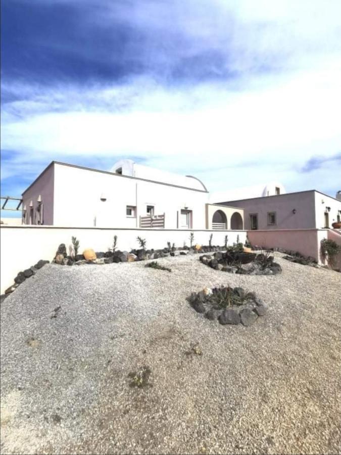 The Lighthouse Sunset View Suites Akrotírion Exterior foto